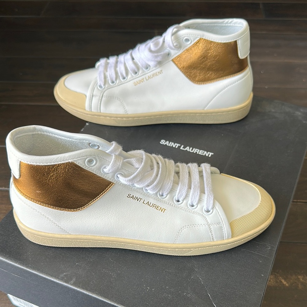 SAINT LAURENT Greenwich Blanc & Cream Leather Mid-Top Sneaker